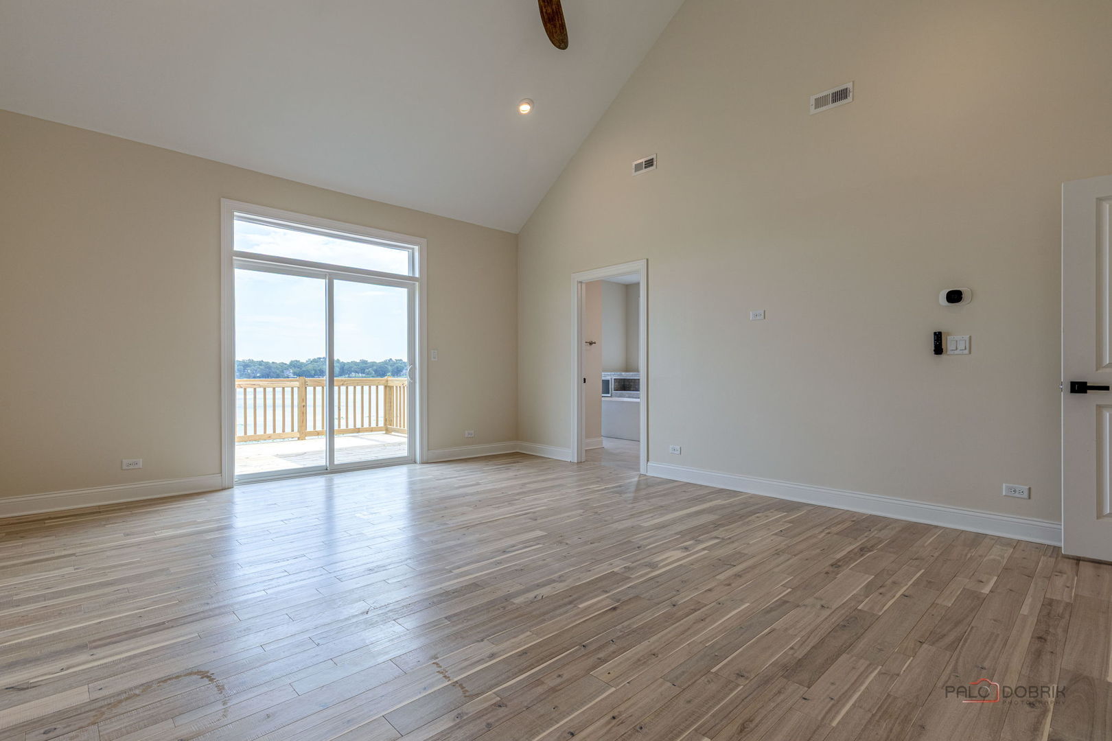 807 Lakeview Drive Property Photo 19