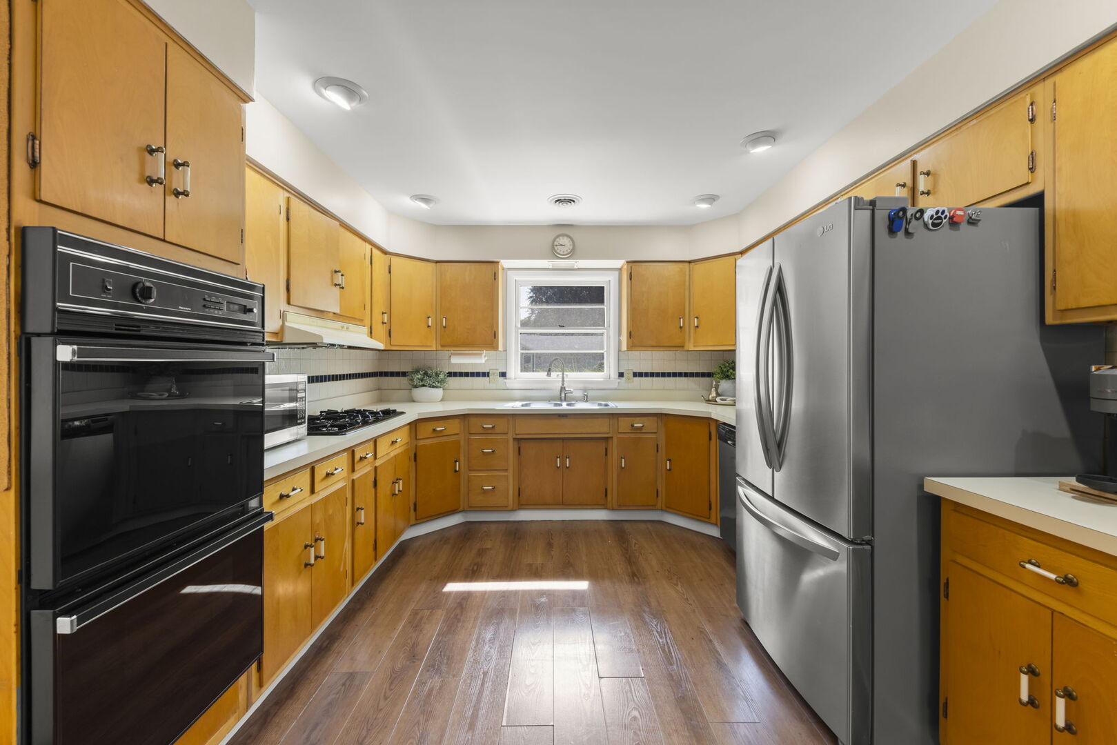 120 N Pine Street Property Photo 8