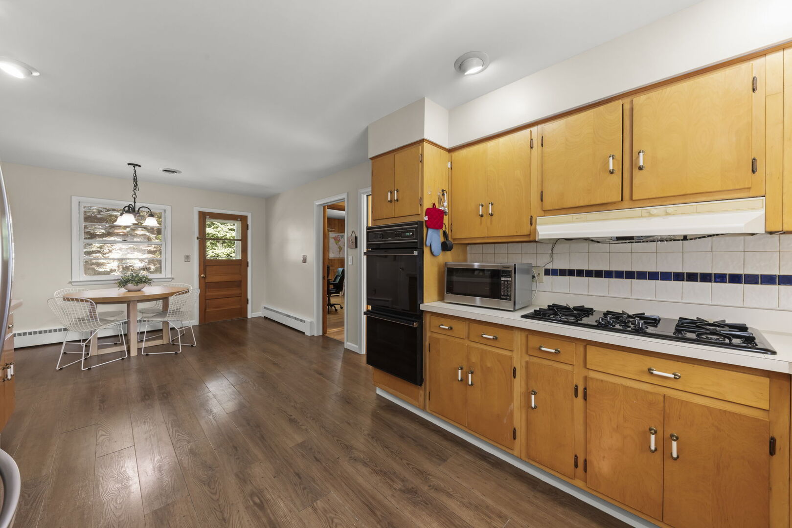120 N Pine Street Property Photo 9