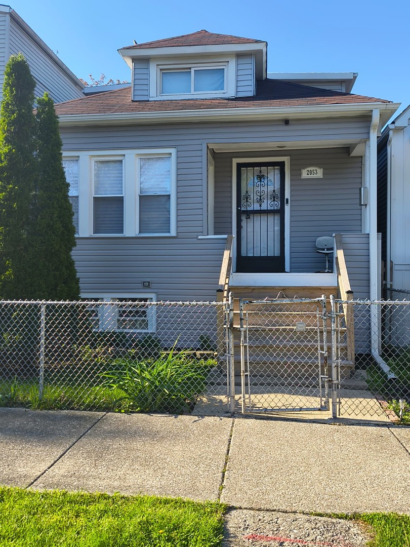 2053 W 70th Street Property Photo 1