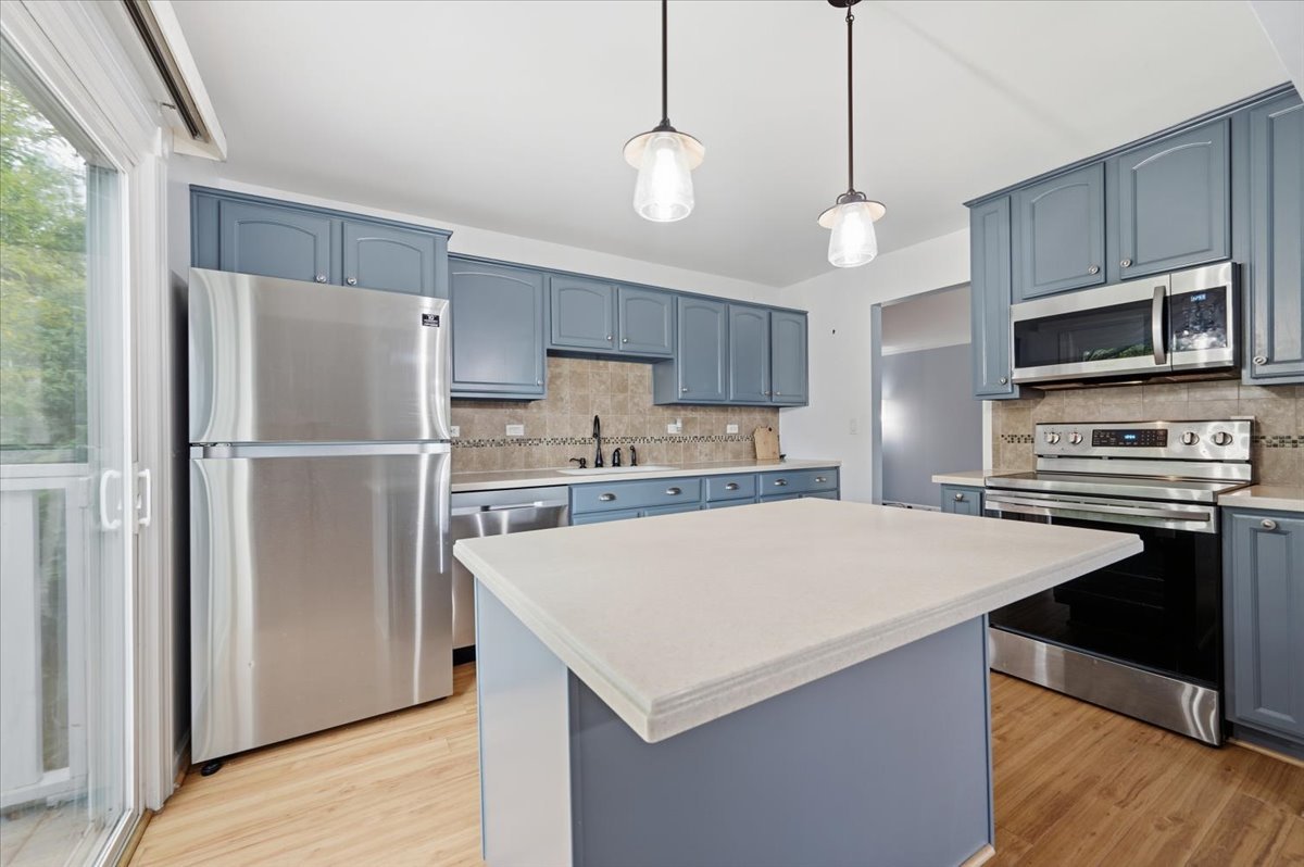 12763442 Property Photo 16