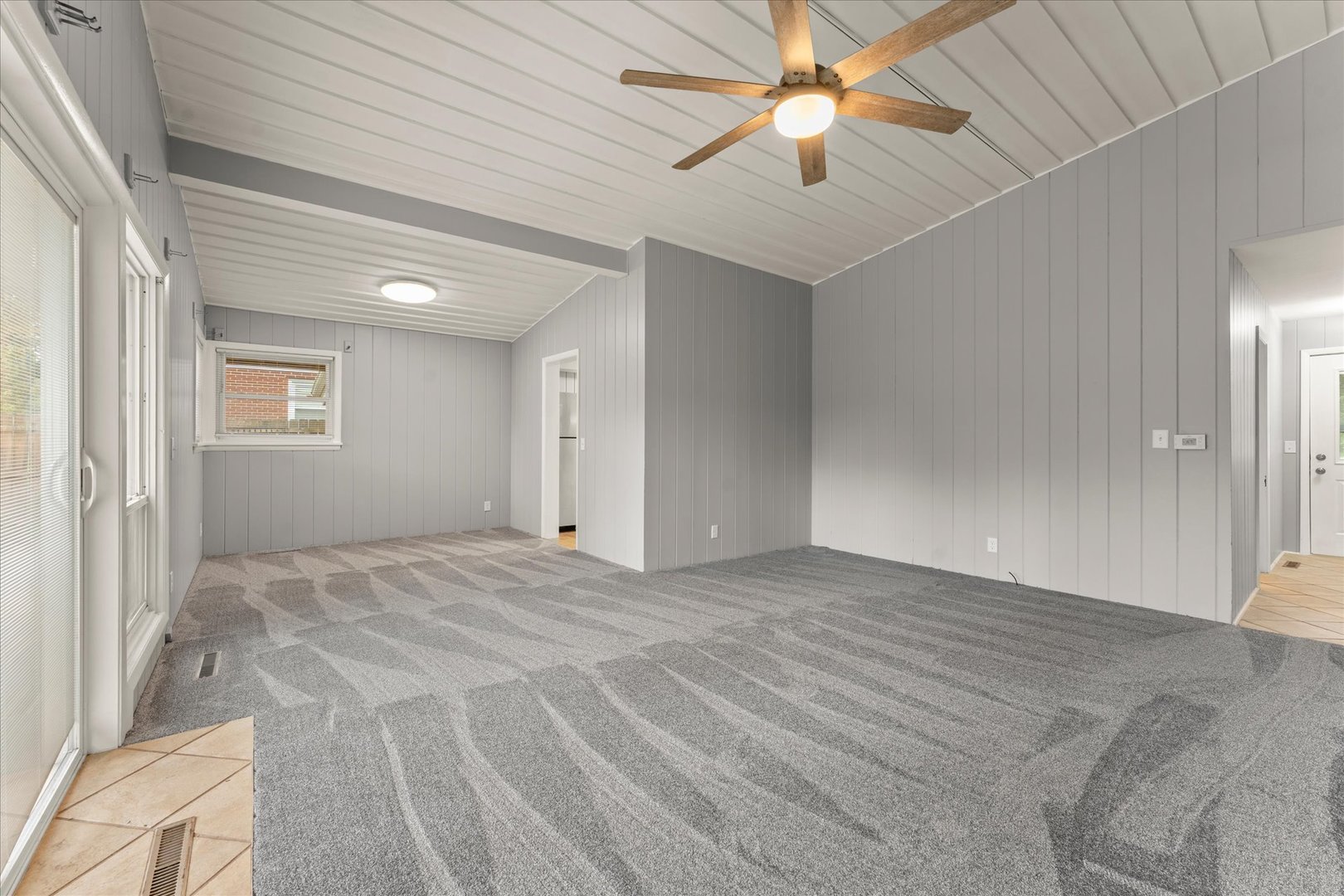 907 S Longview Road Property Photo 9
