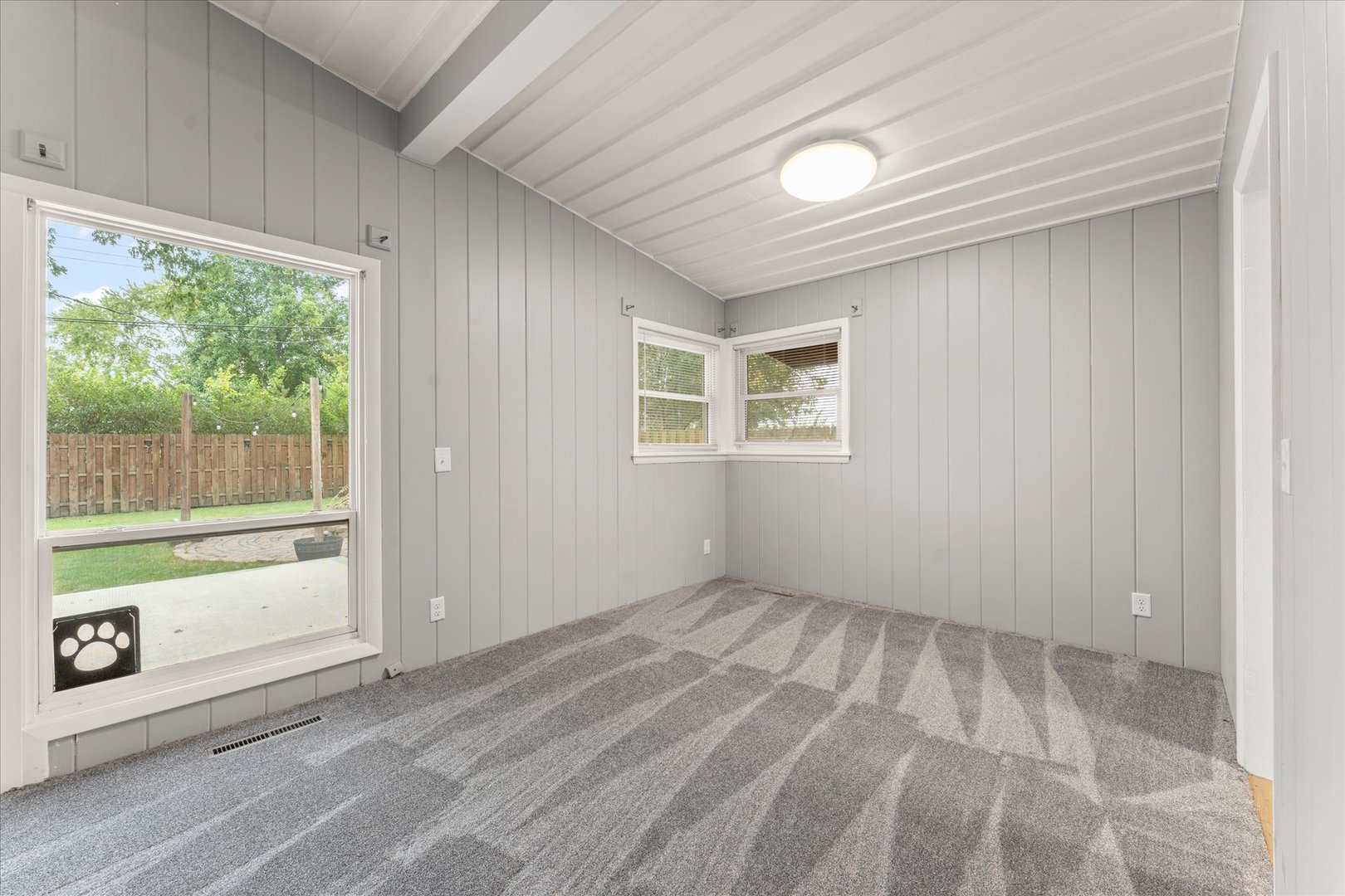 907 S Longview Road Property Photo 10