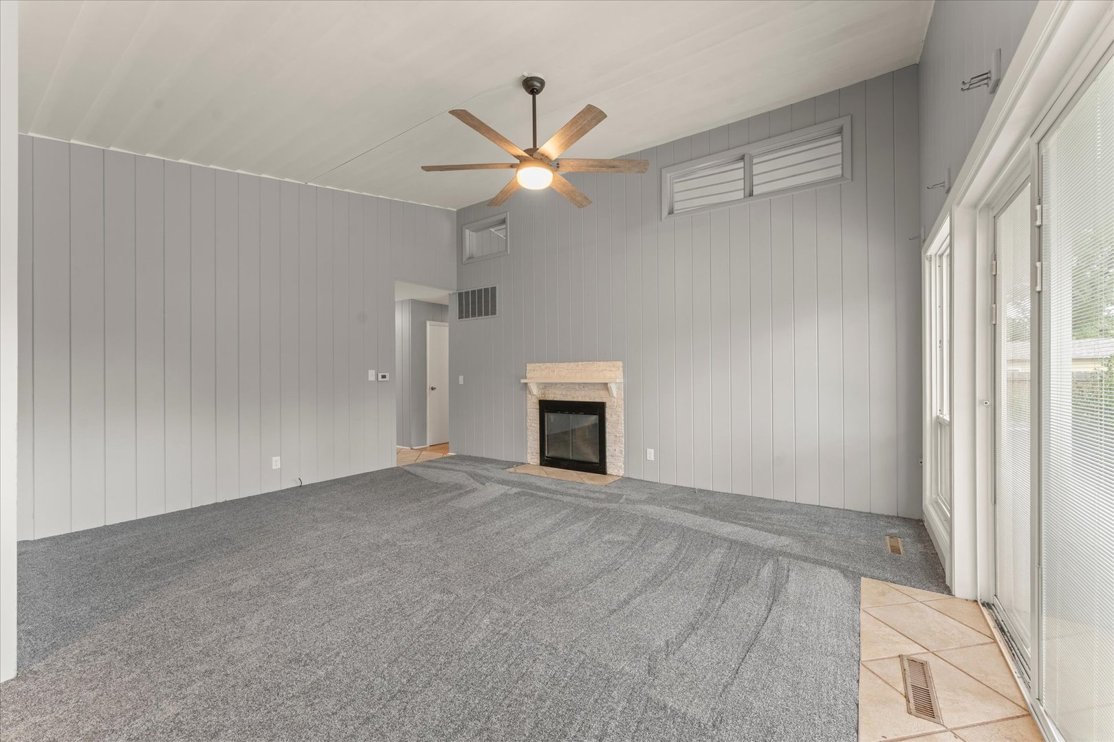 907 S Longview Road Property Photo 11