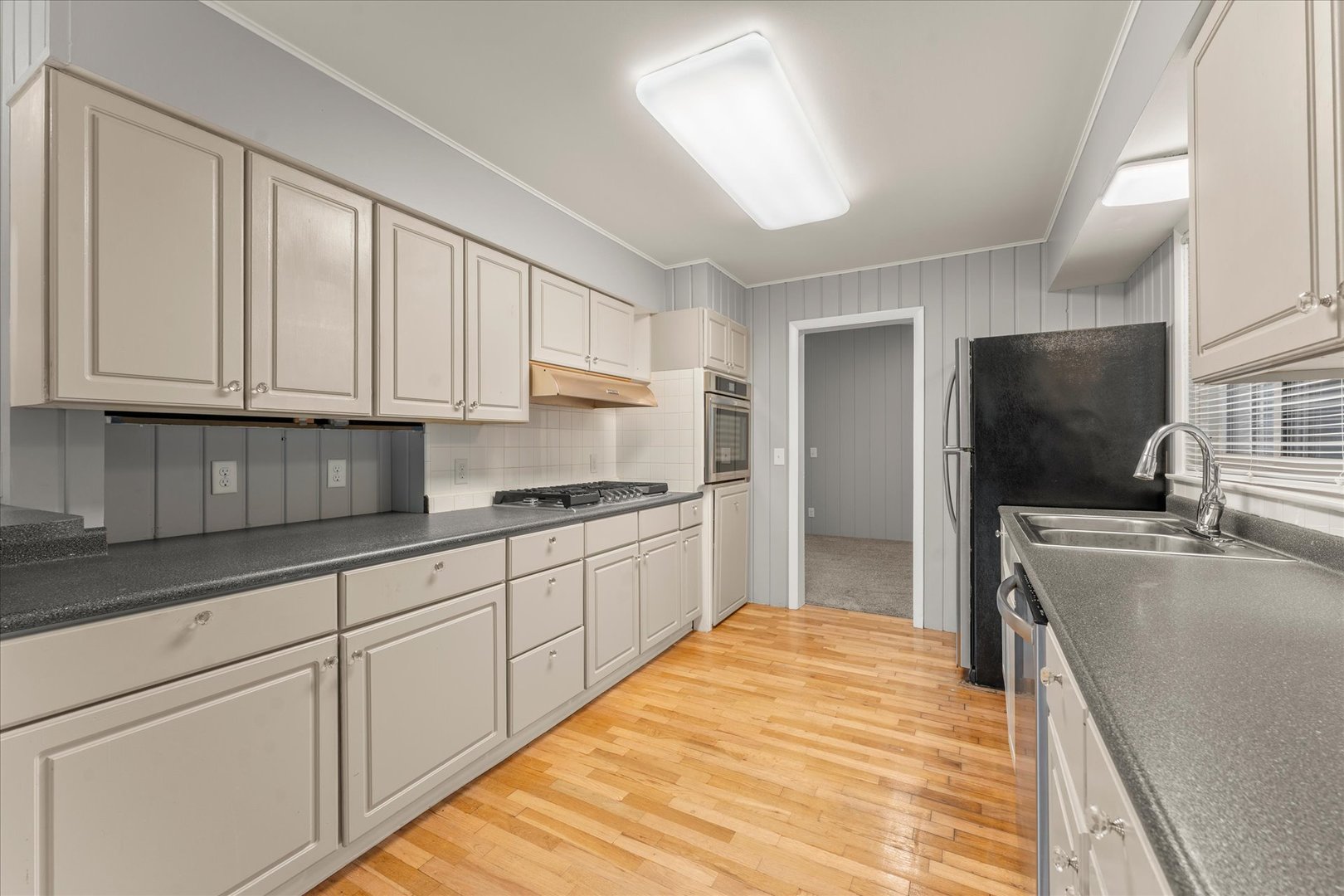 907 S Longview Road Property Photo 15