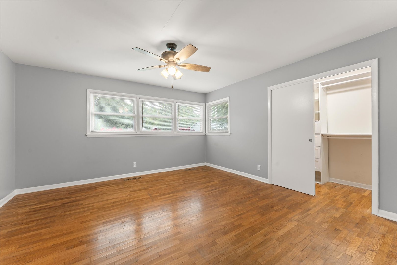 907 S Longview Road Property Photo 23