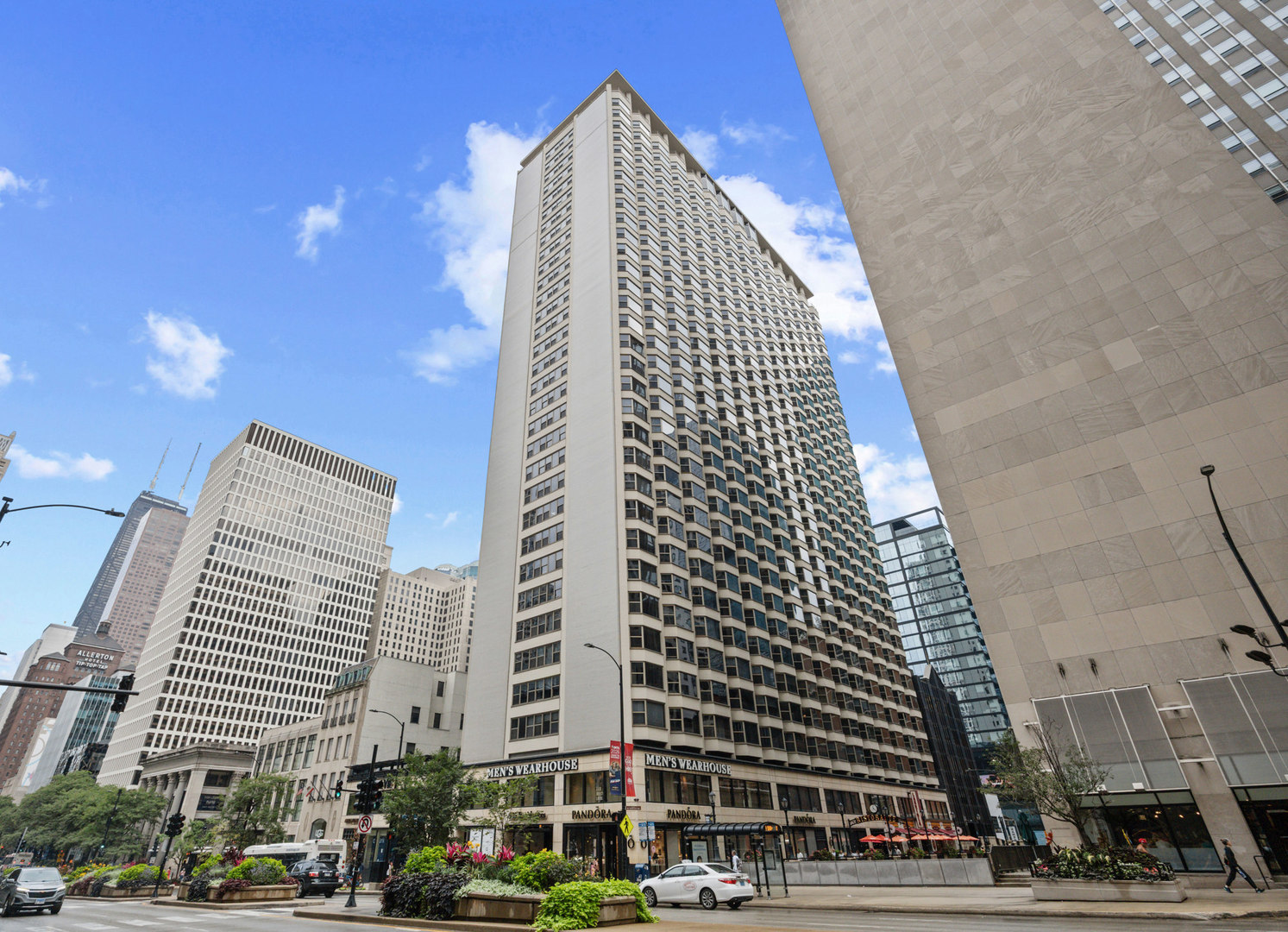 535 N Michigan Avenue 1106 Property Photo 1