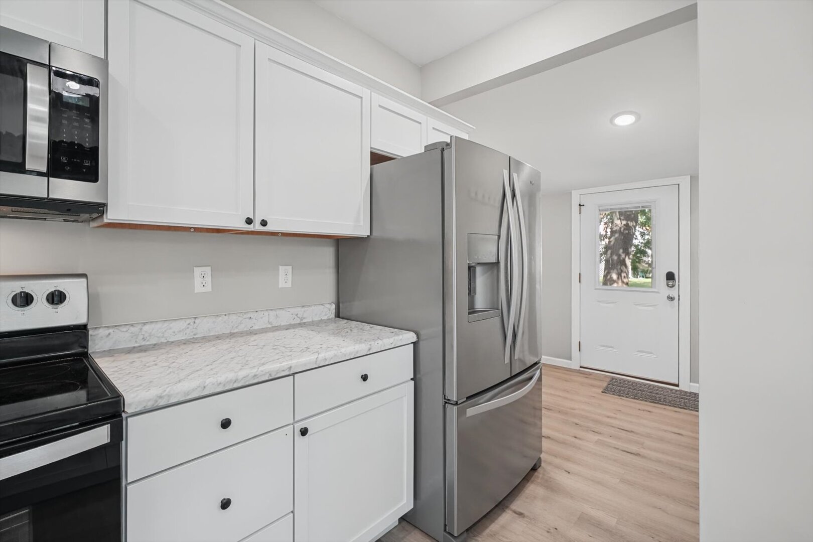301 Clark Street Property Photo 23
