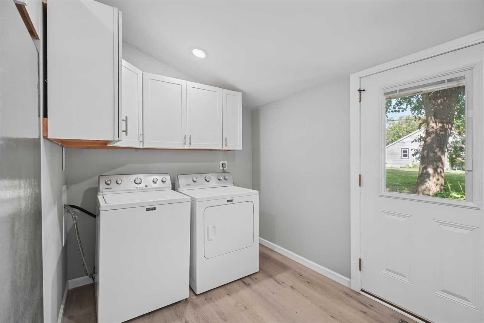 301 Clark Street Property Photo 25