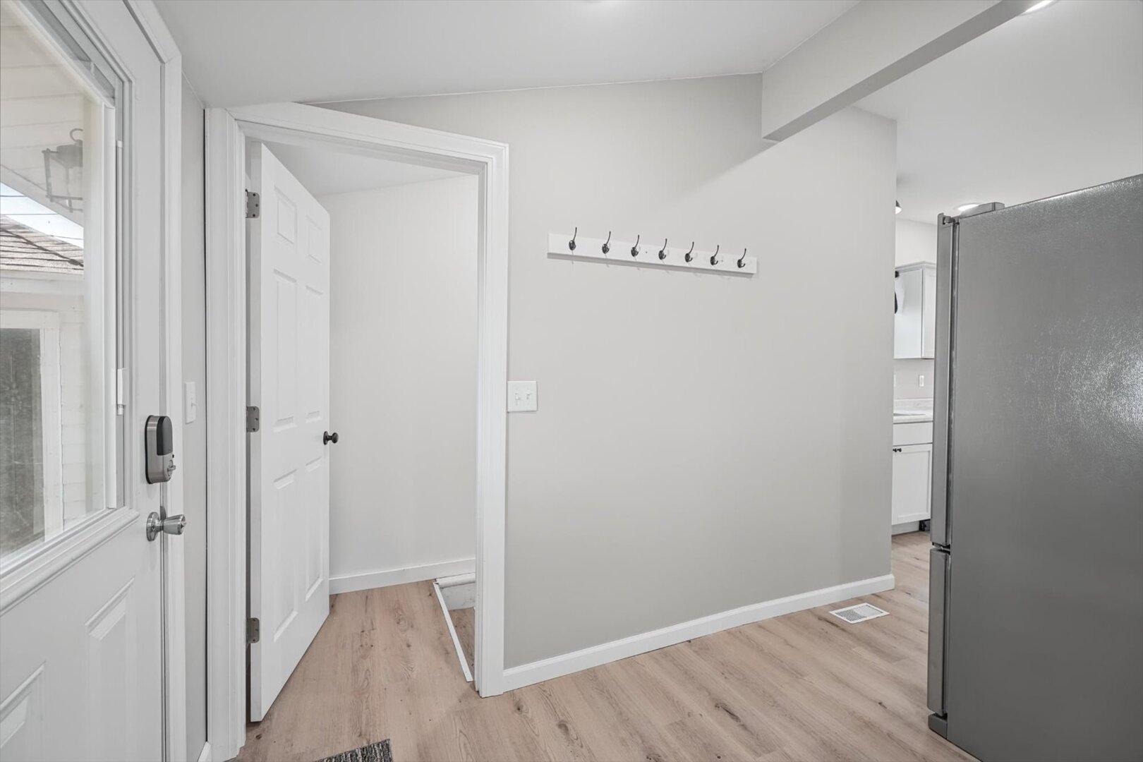 301 Clark Street Property Photo 26