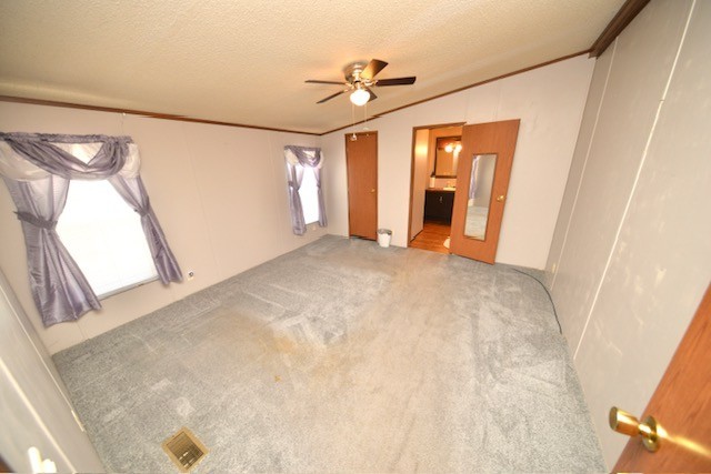 204 S Main Street Property Photo 18
