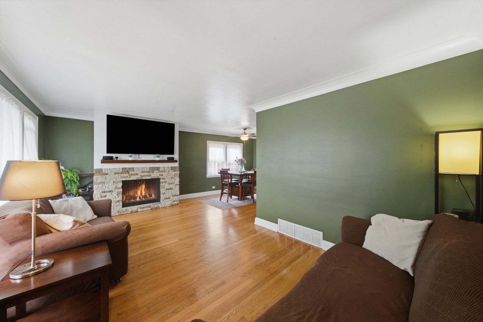 11362 S Hamlin Avenue Property Photo 6