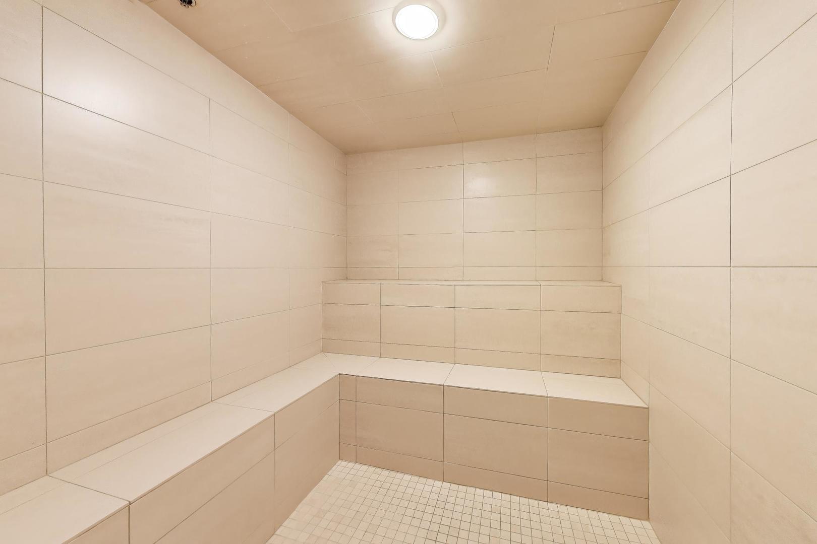 6 N Michigan Avenue 1111 Property Photo 37