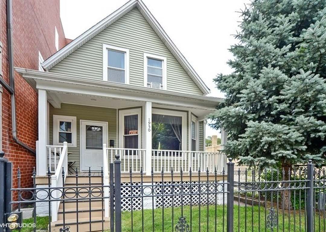 1950 W Foster Avenue Property Photo 1
