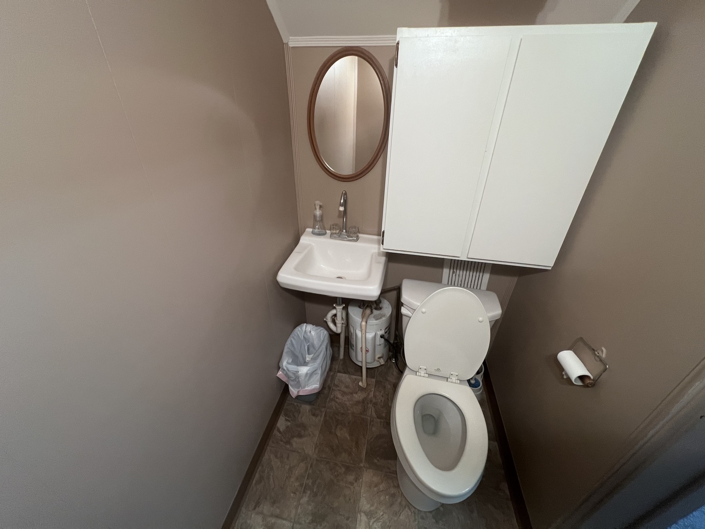 105 E Main Street Property Photo 8