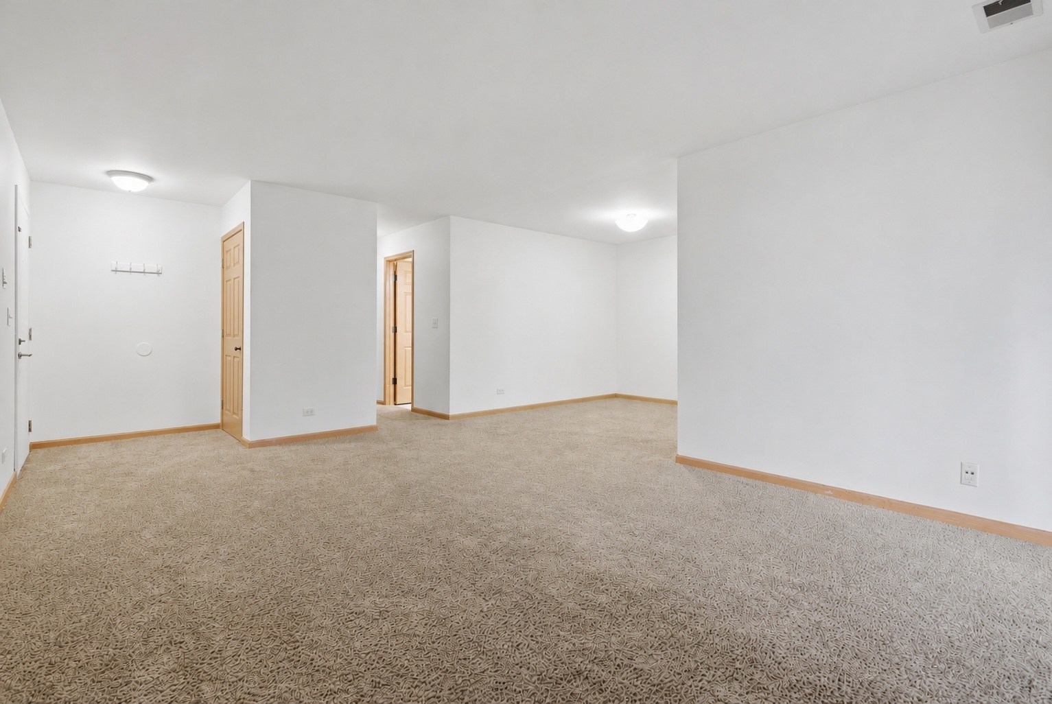 225 Columbia Court 5 Property Photo 5