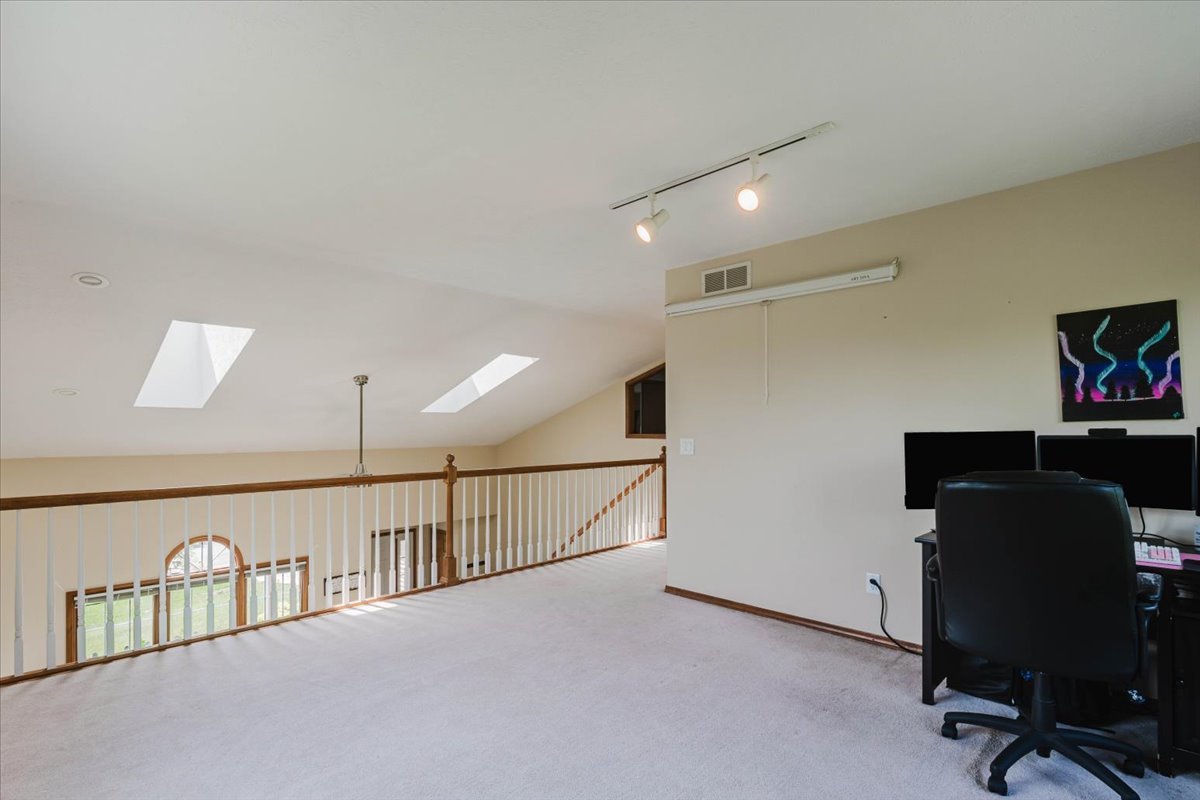 19598 Nottingham Drive Property Photo 23