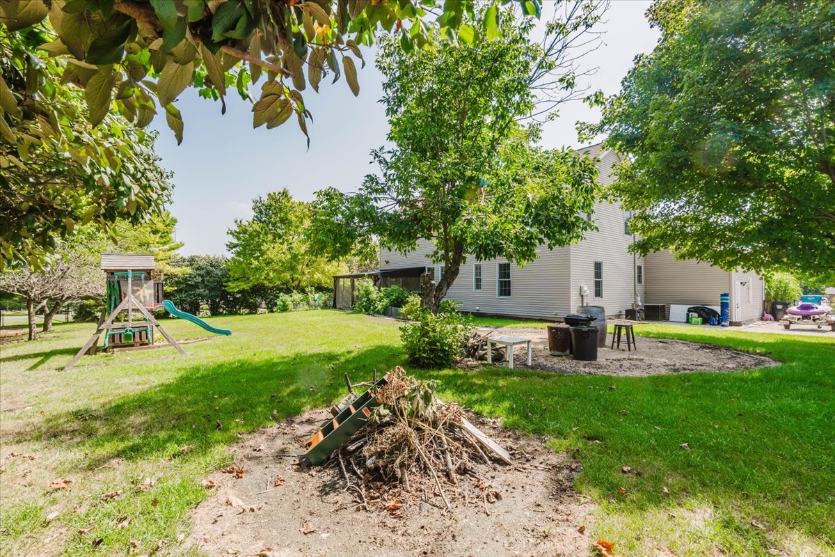 19598 Nottingham Drive Property Photo 46