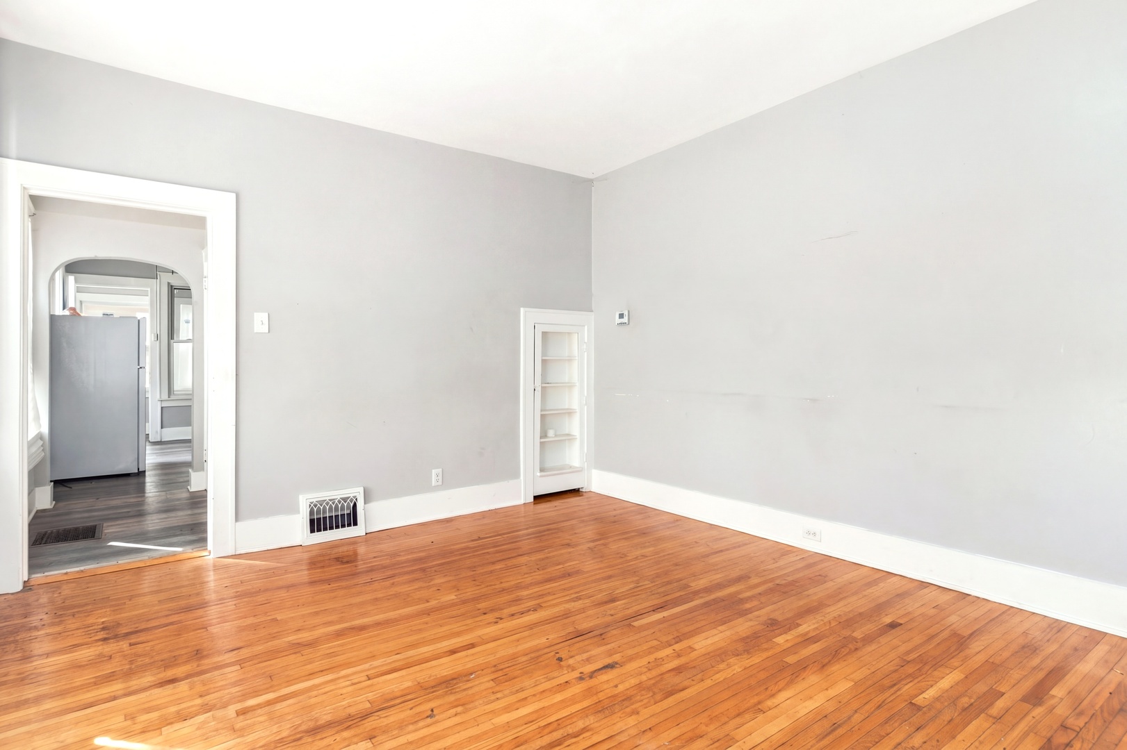 212 S Park Street Property Photo 5