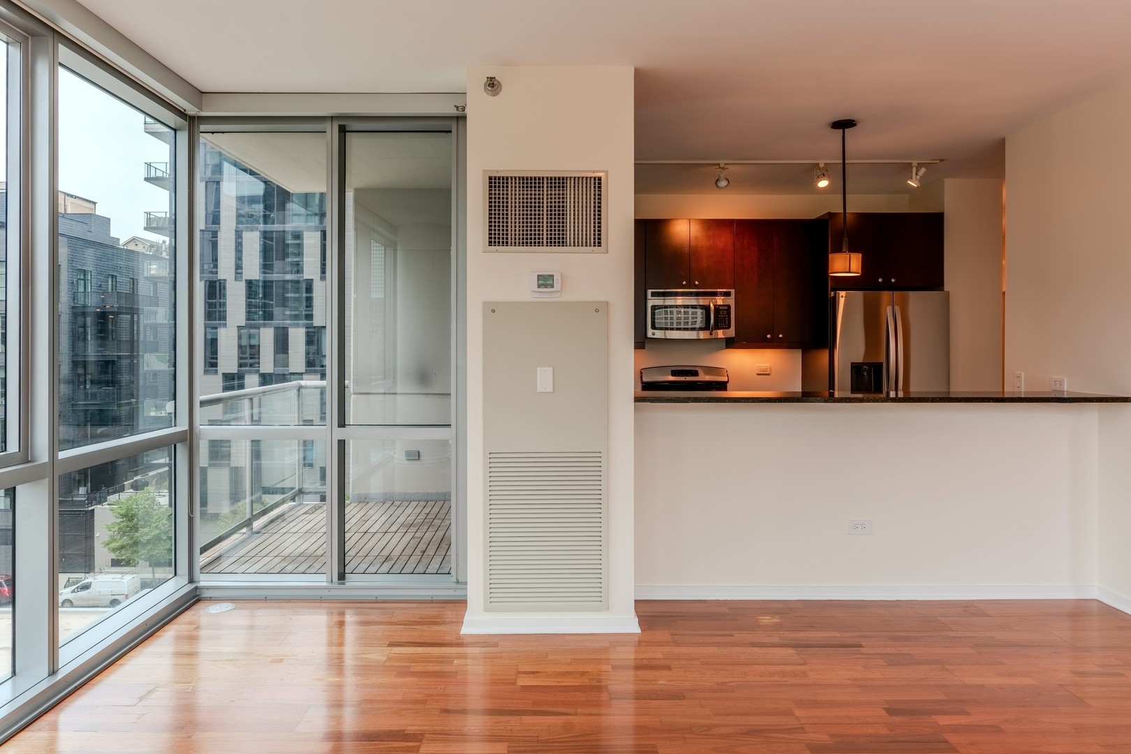 123 S Green Street 506b Property Photo 16