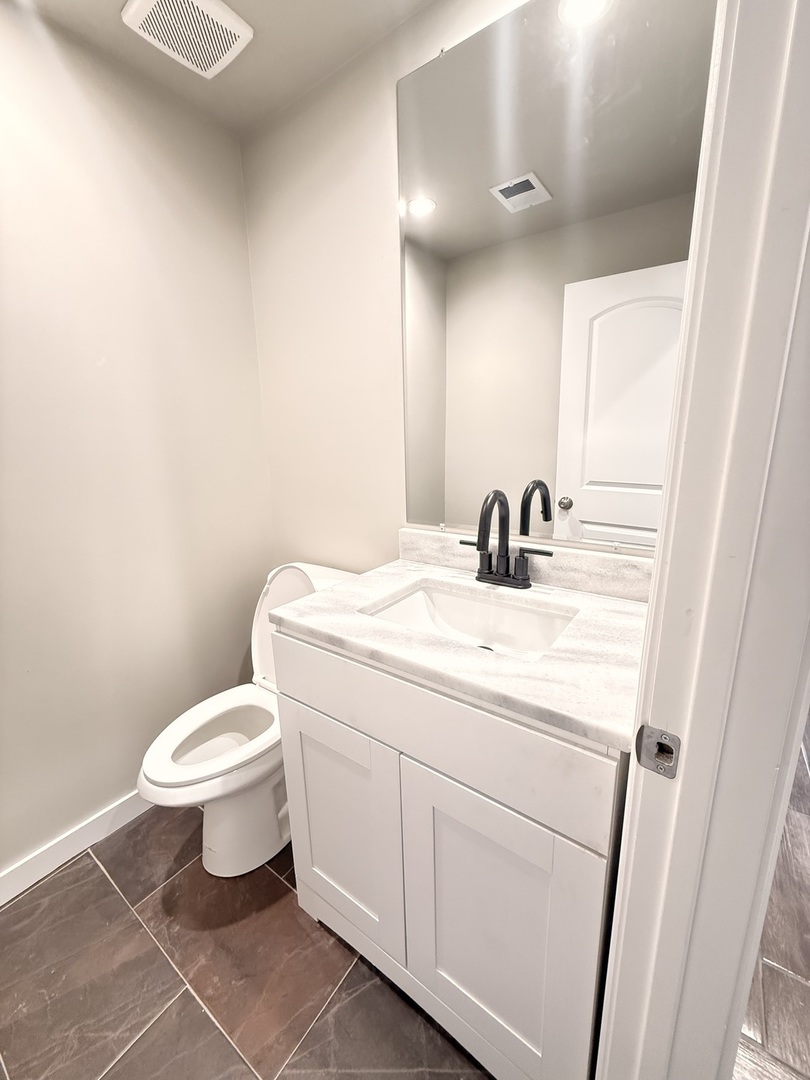11657 S Racine Avenue Property Photo 12