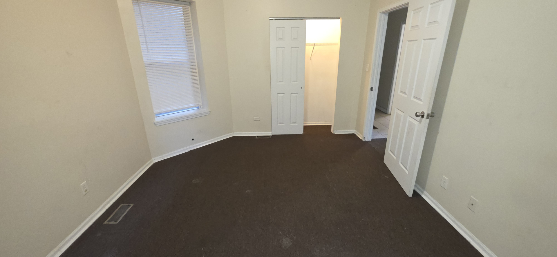 7133 S Normal Boulevard Property Photo 9