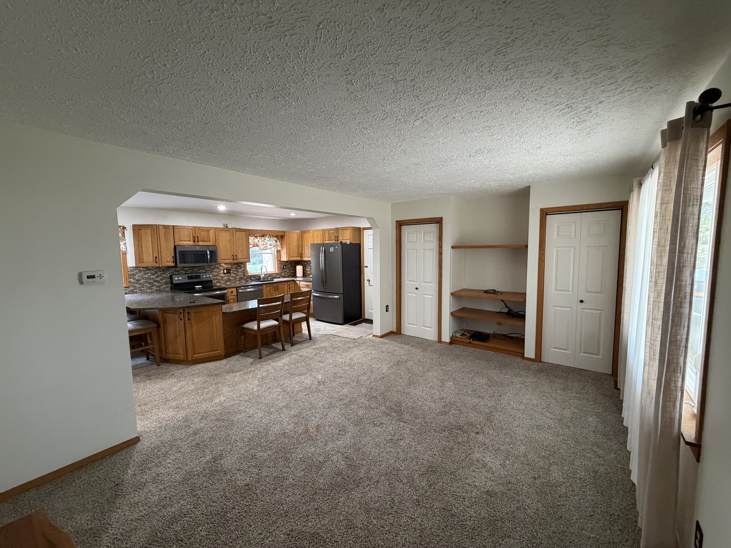 10083 Elizabeth Road Property Photo 7