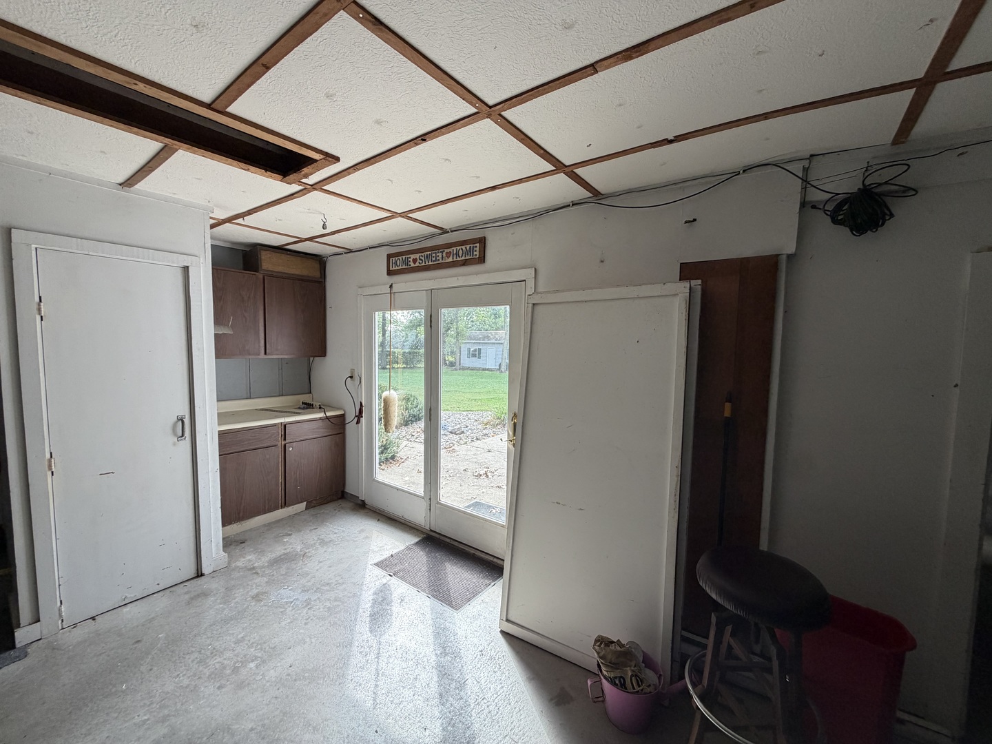 10083 Elizabeth Road Property Photo 18