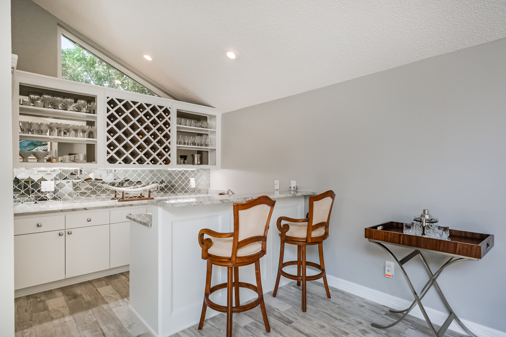 1007 Arrow Hill Road Property Photo 2