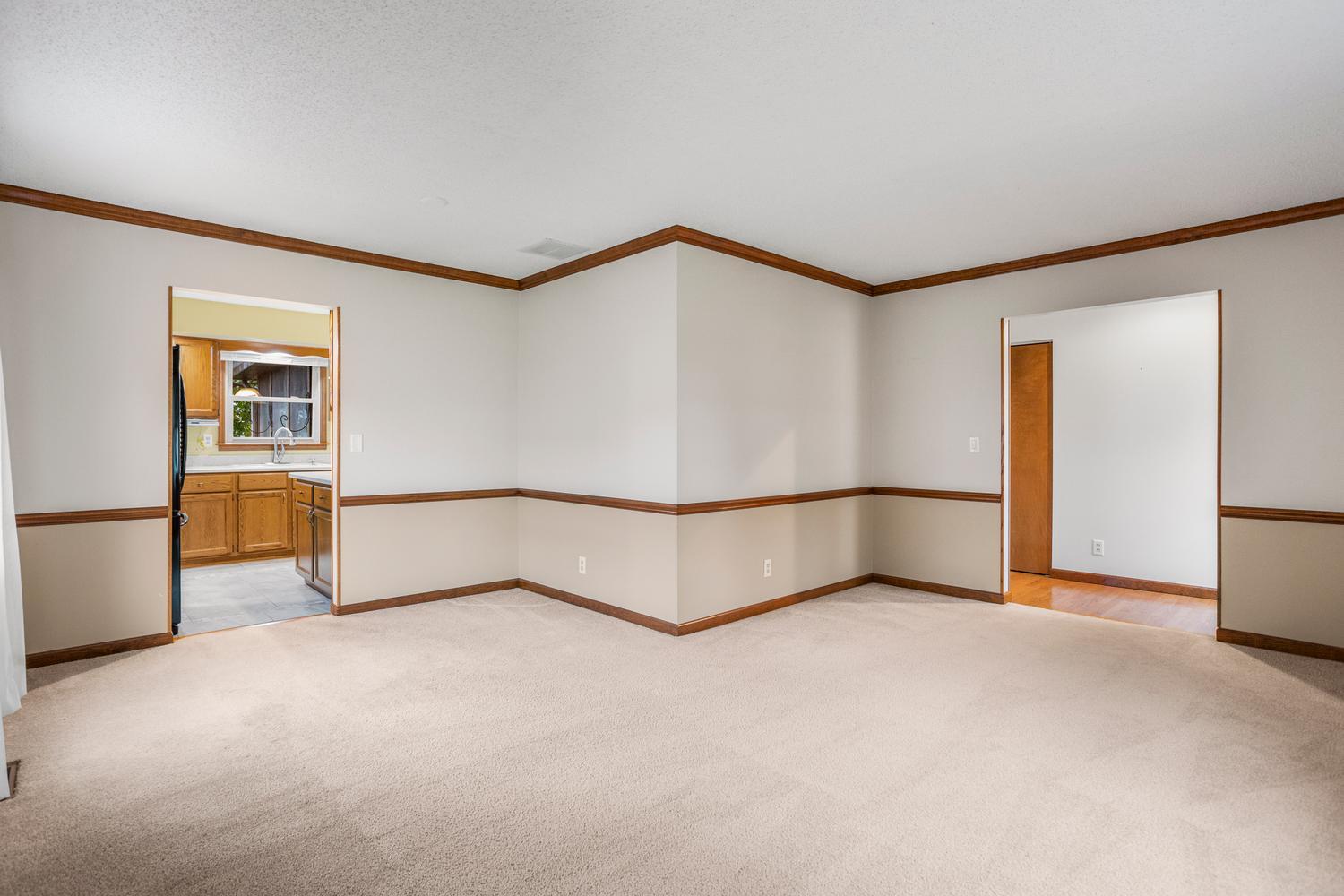 613 Delmar Drive Property Photo 11