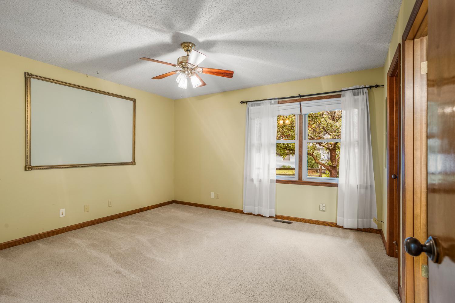 613 Delmar Drive Property Photo 22