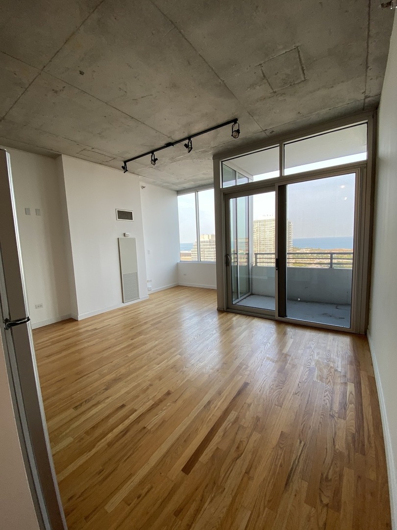 1720 S Michigan Avenue 3105 Property Photo 5