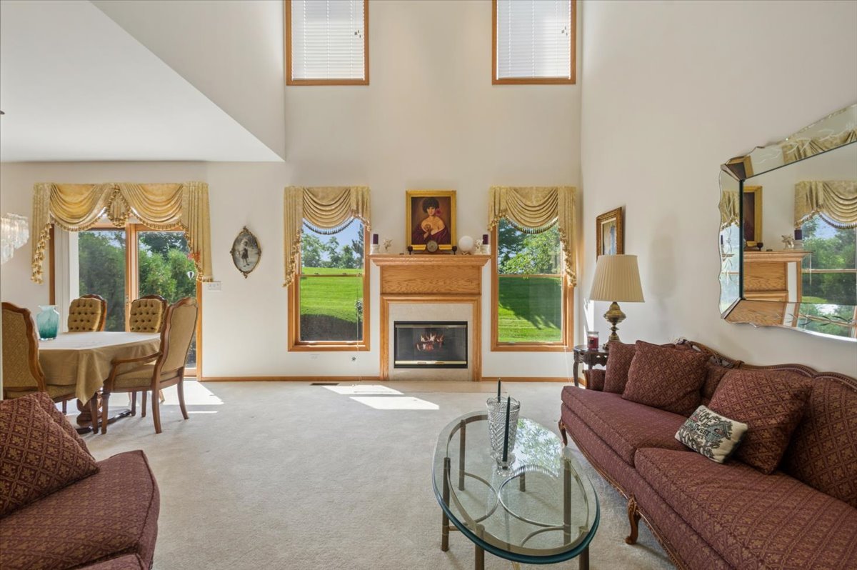 1022 Inverness Drive Property Photo 5
