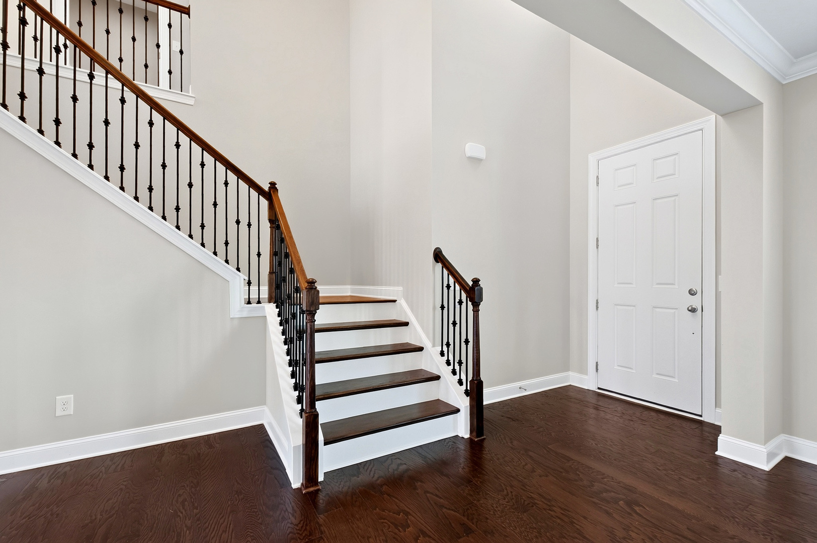 2204 Stillness Pond Lane Property Photo 5