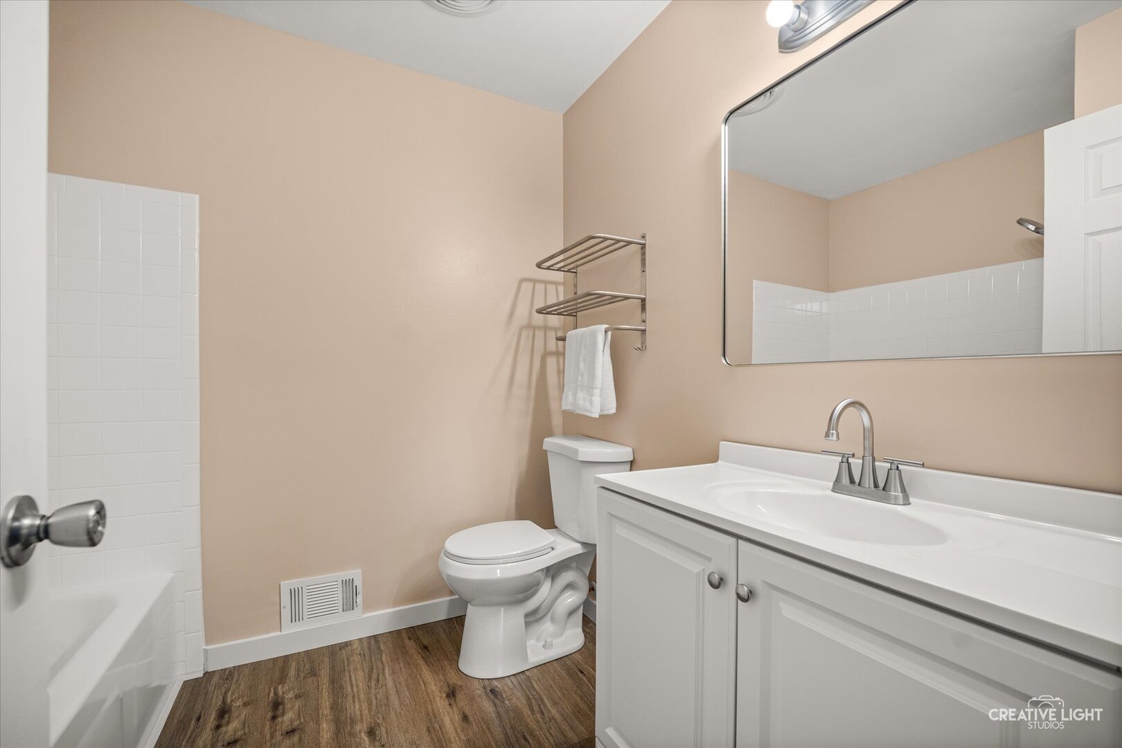 1547 7 Pines Road D-1 Property Photo 12