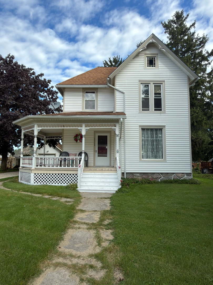 12114 Bigelow Avenue Property Photo 1