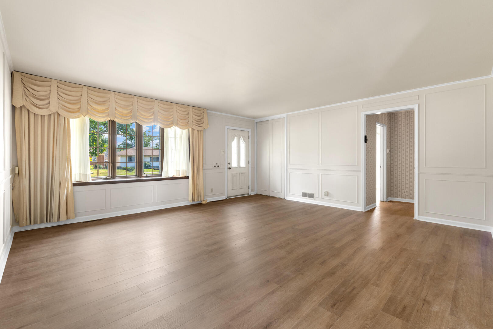 17606 N Burnham Avenue Property Photo 5