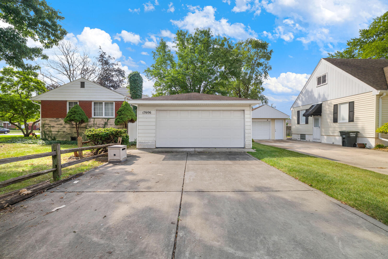 17606 N Burnham Avenue Property Photo 8