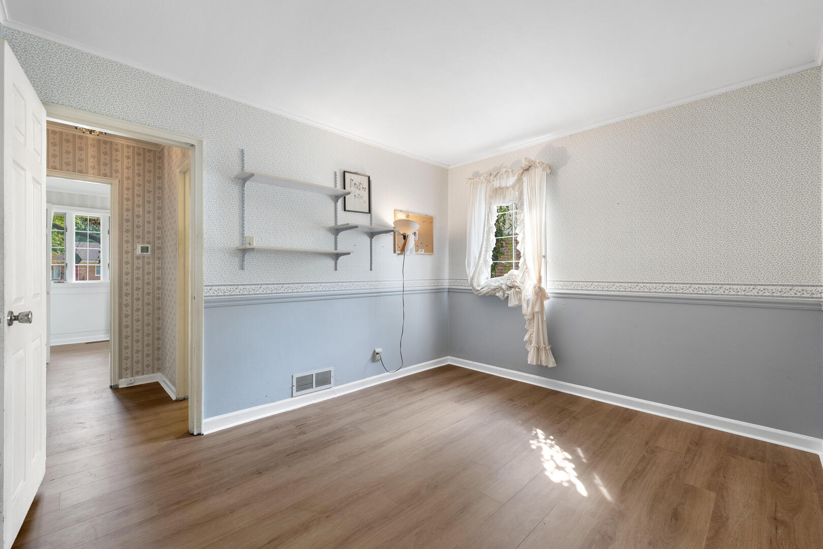 17606 N Burnham Avenue Property Photo 9
