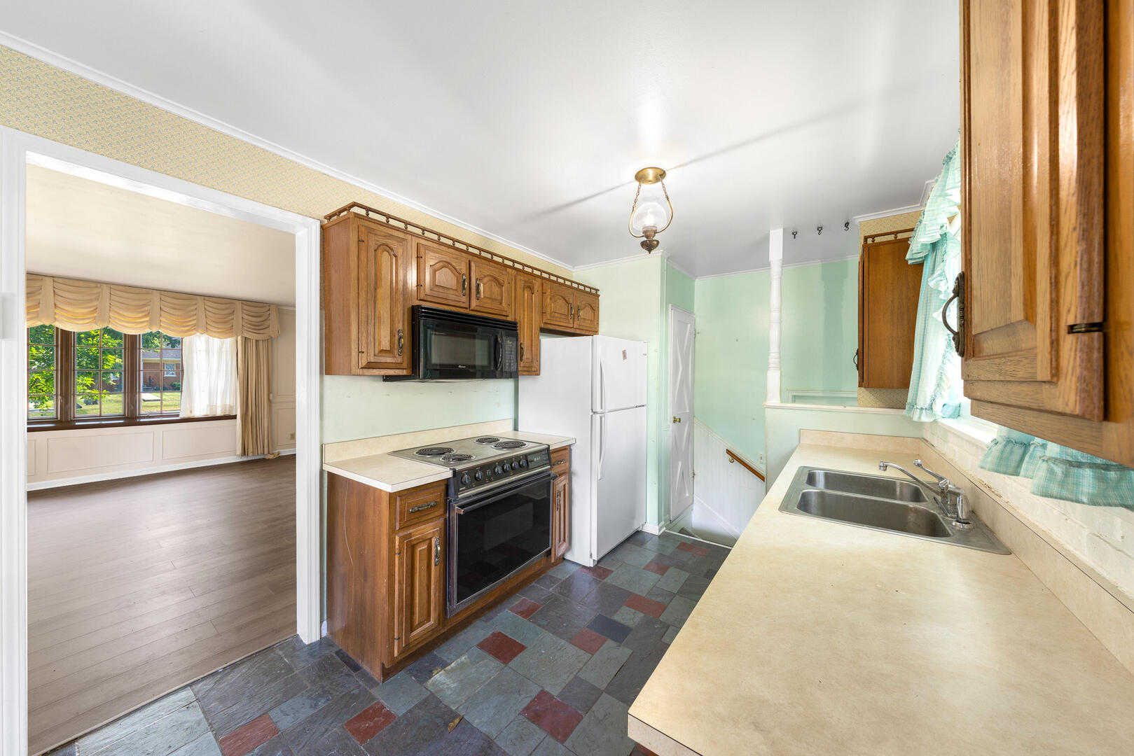 17606 N Burnham Avenue Property Photo 23
