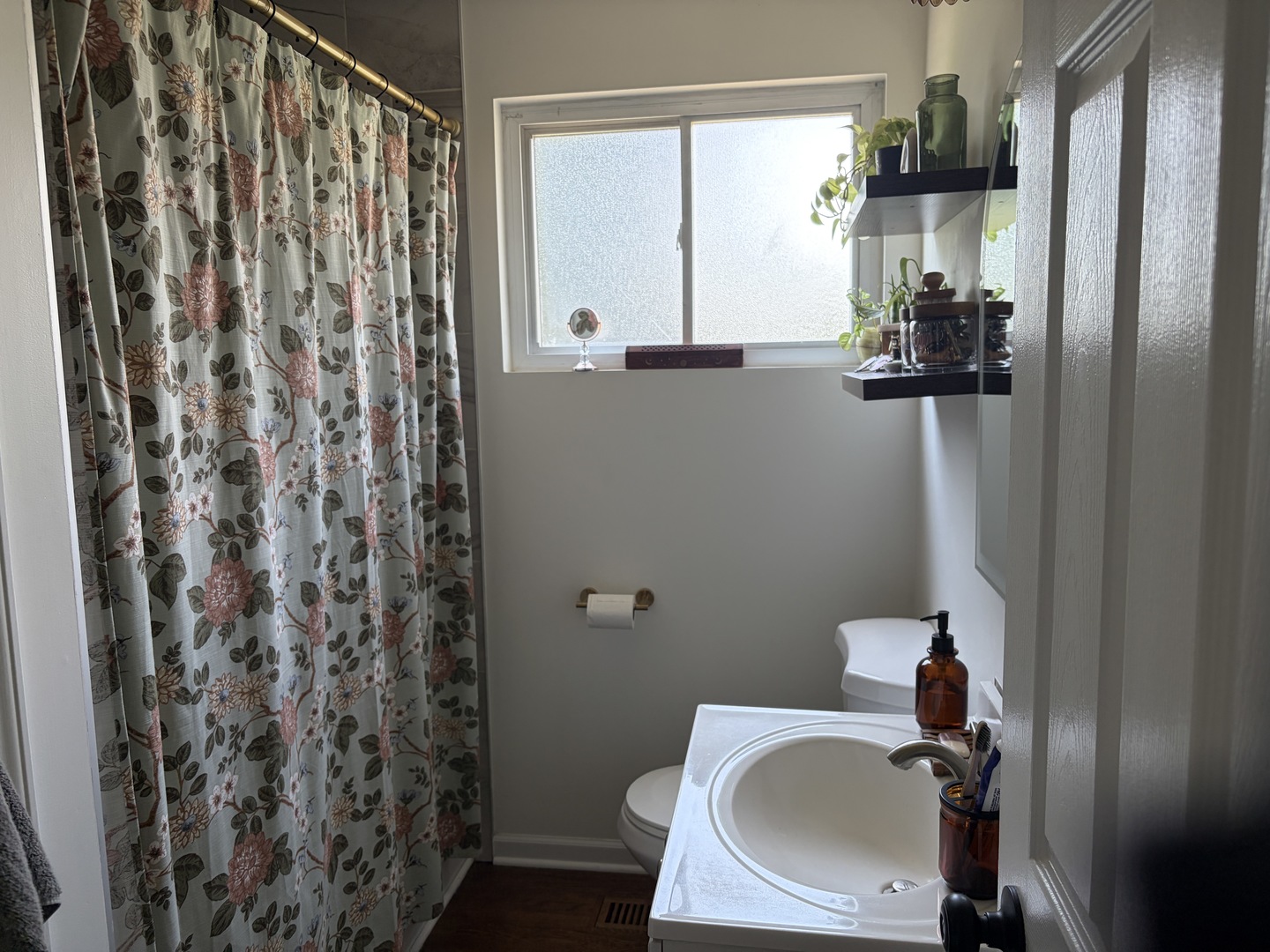 846 3rd Avenue Property Photo 6