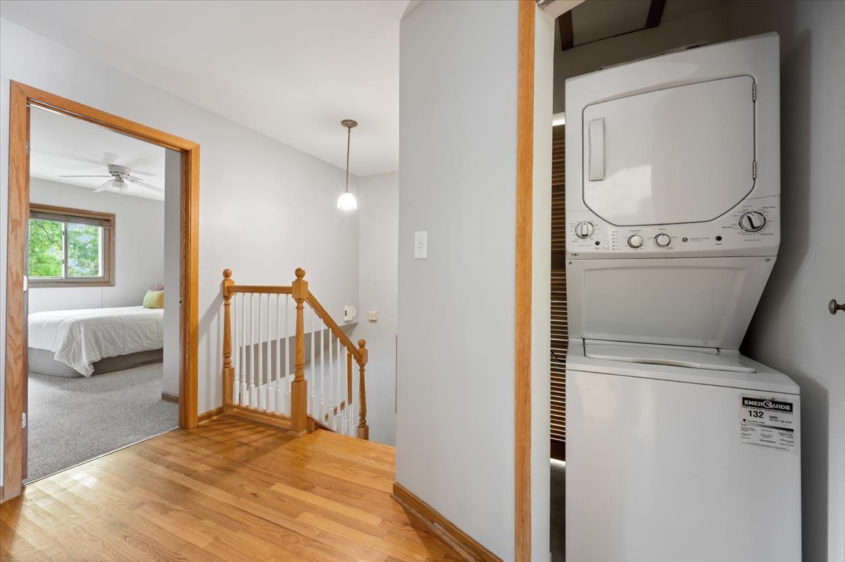 1930 W Wolfram Street Property Photo 24