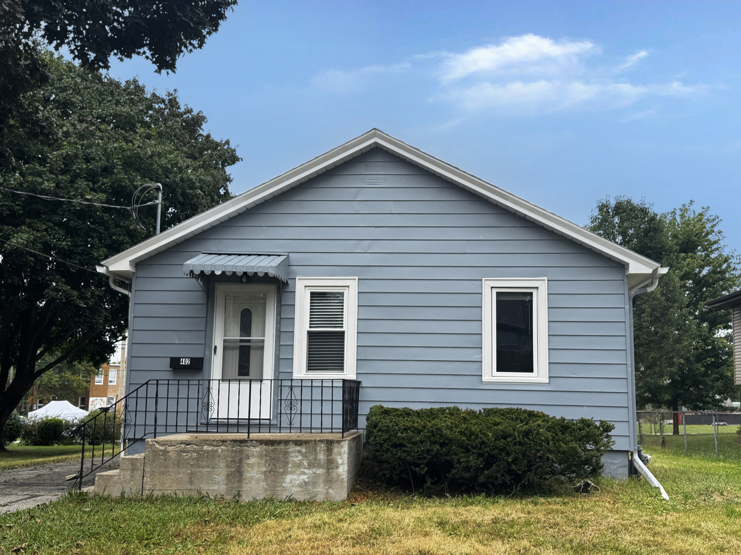 402 S 13th Avenue Property Photo 1
