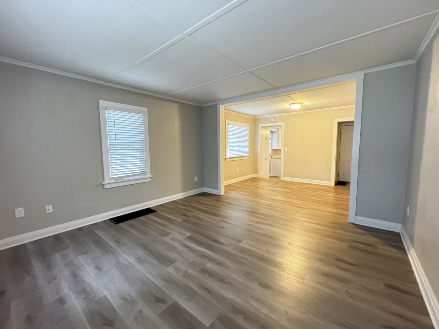 402 S 13th Avenue Property Photo 10