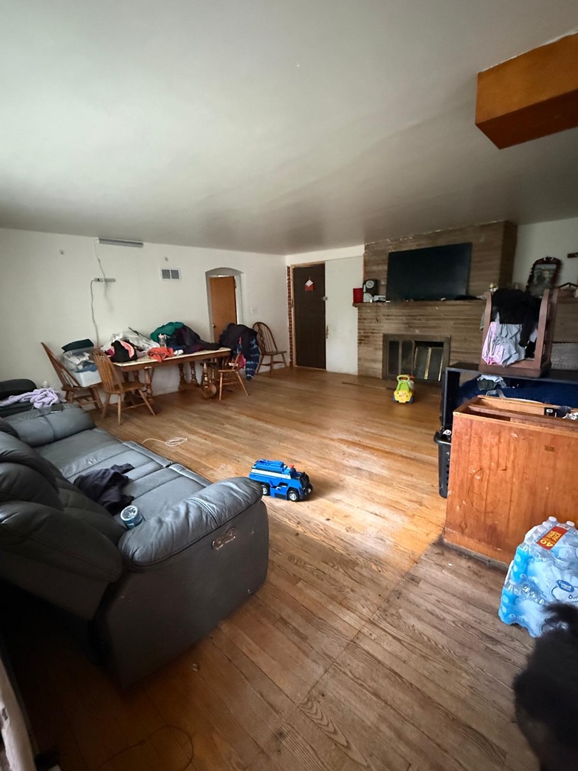 1255 Main Street Property Photo 2