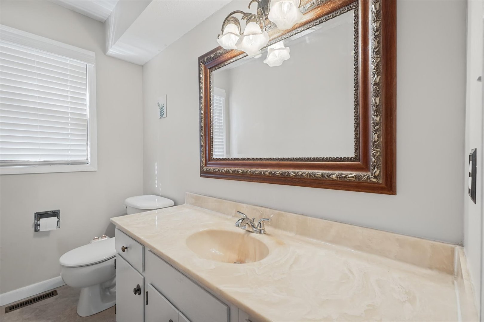 2303 Galen Drive Property Photo 24