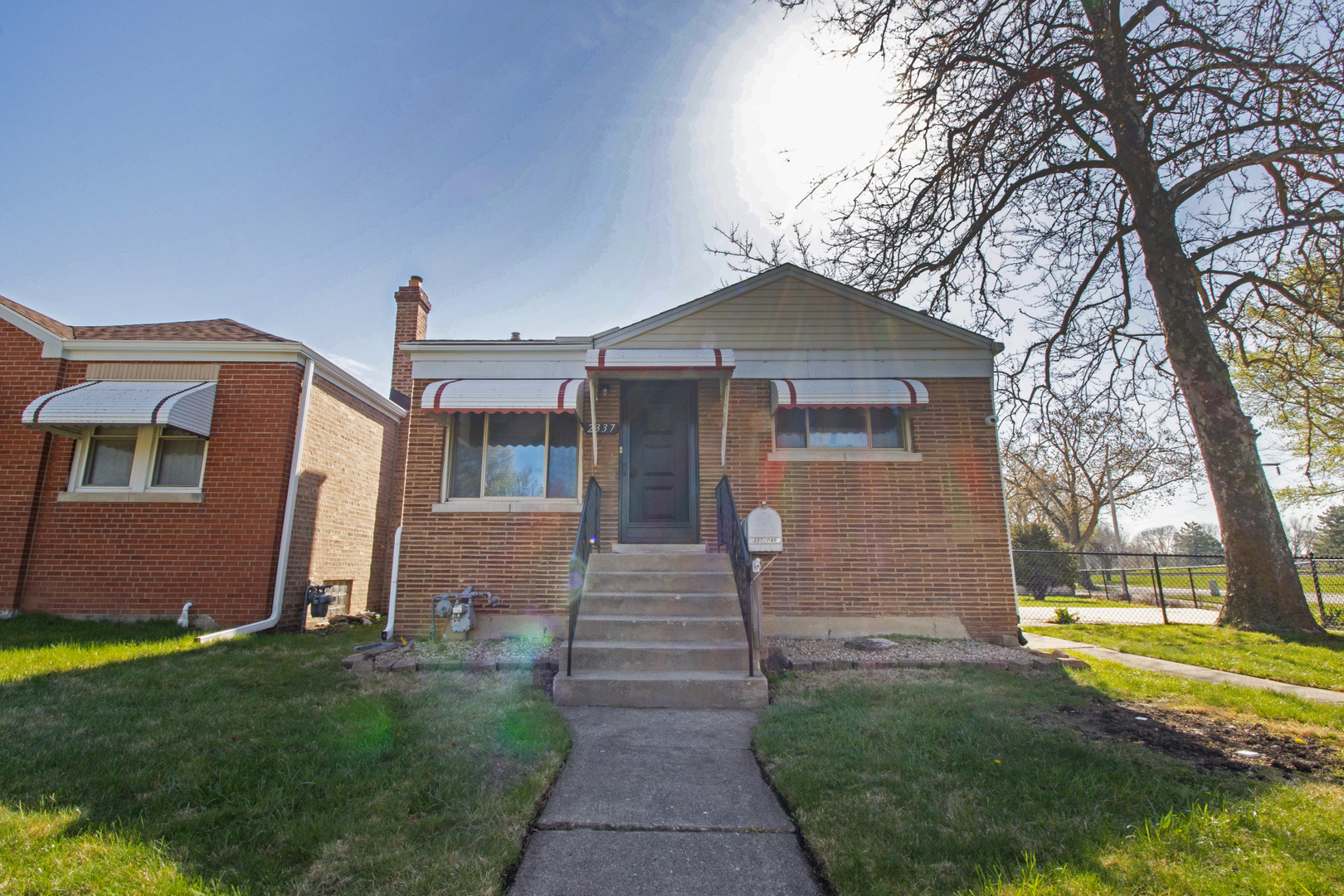 2337 Park Avenue Property Photo 2
