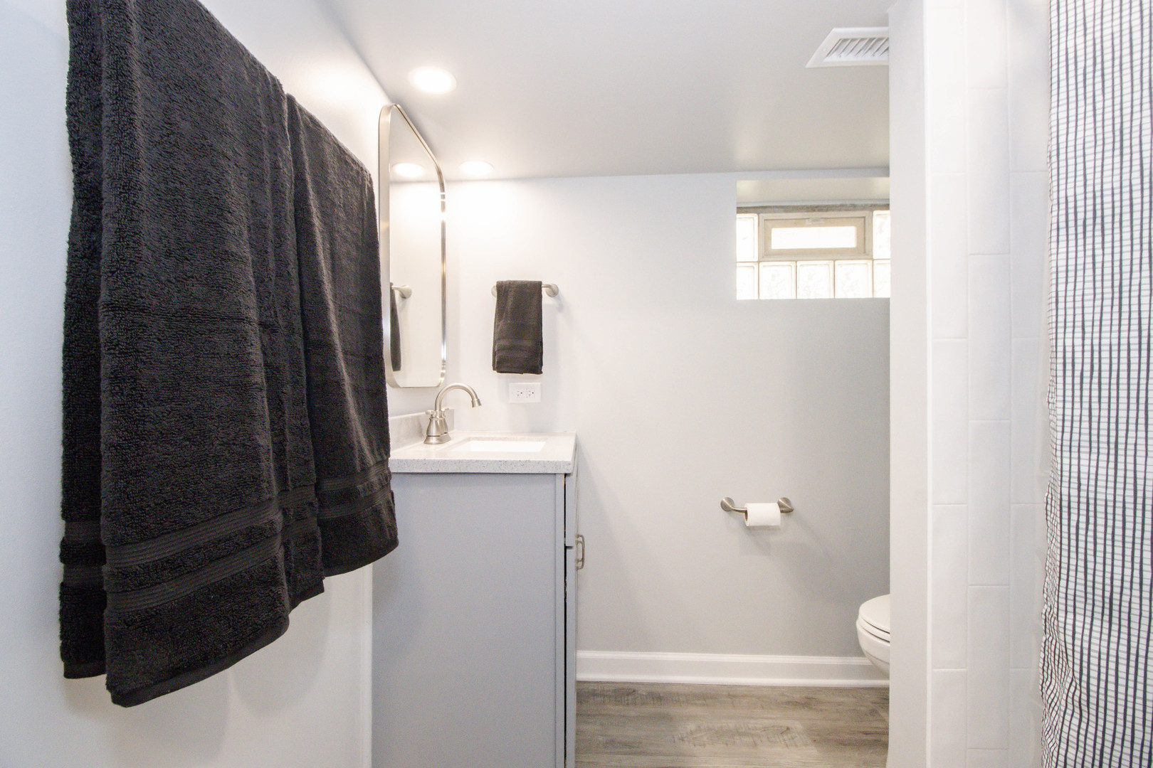 2337 Park Avenue Property Photo 18