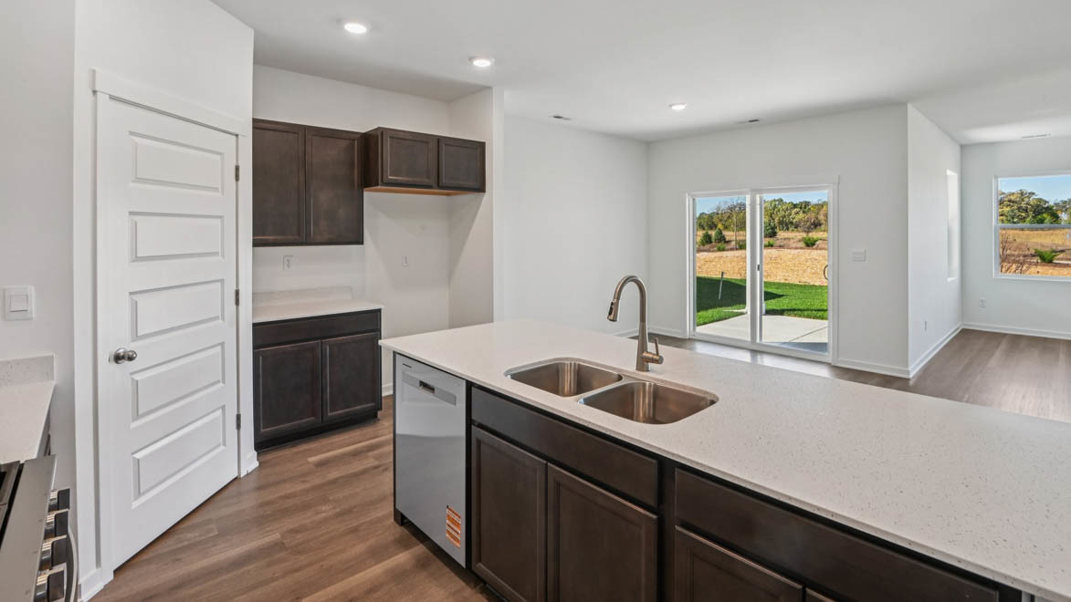 25511 W Thicket Lane Property Photo 8
