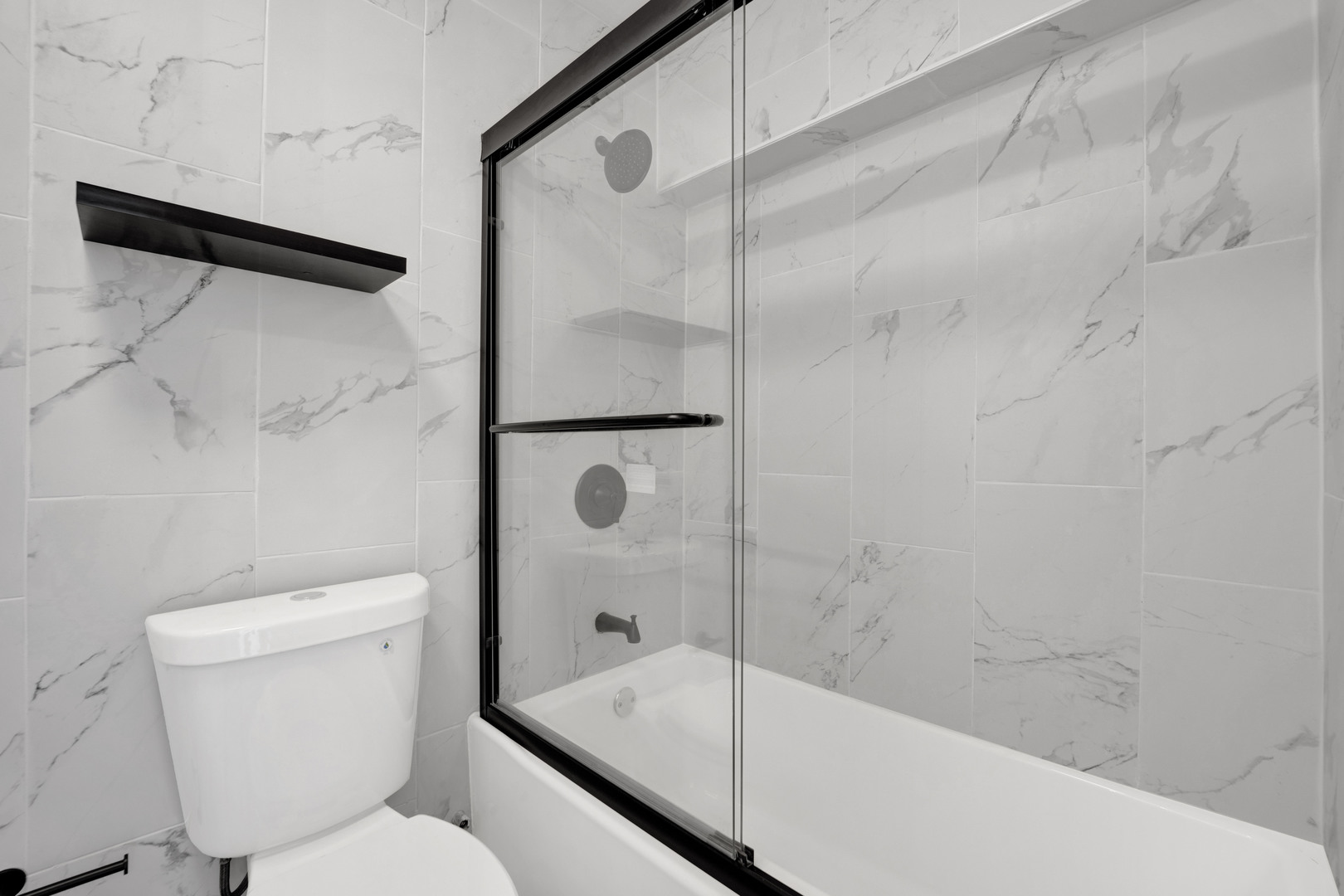 5455 N Sheridan Road 3506 Property Photo 11